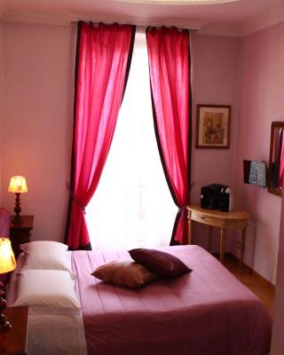 Duca's Guest House