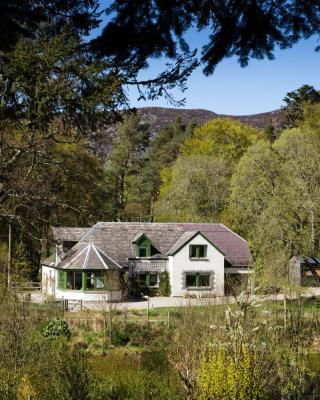 Glentruim Homestay B&B and Glamping Pods