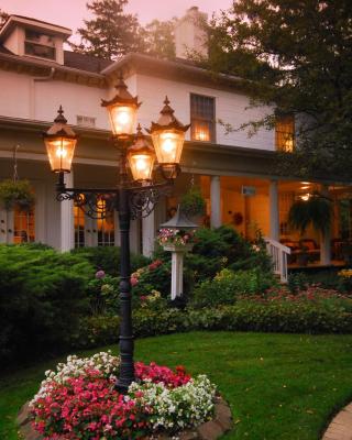 Brockamour Manor Bed and Breakfast