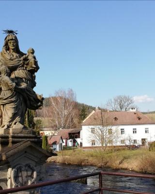 Dům u řeky