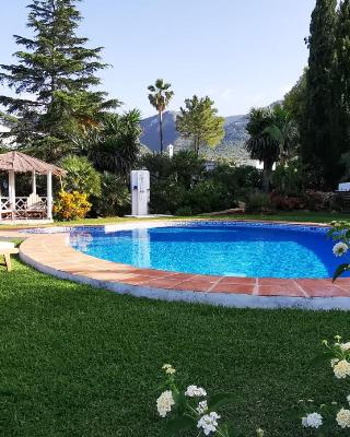 Roca Verde, Boutique Bed & Breakfast