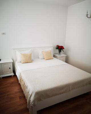 Brize Guest House
