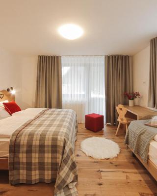 Apartments and Rooms Kaja