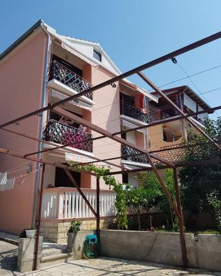 Apartment Dragica
