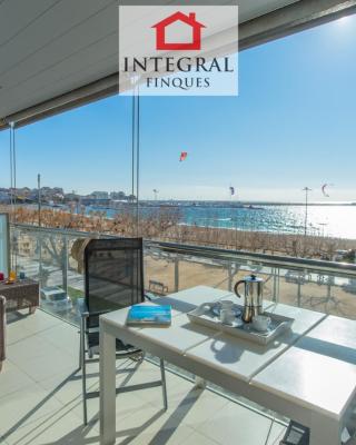 Palamós BeachFront Apartment