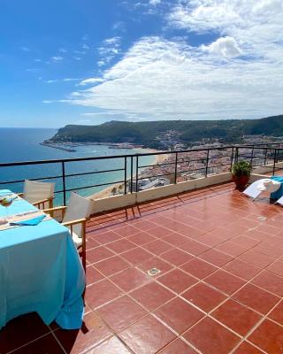 Sea View Apartment Sesimbra- Apartamento Vista Mar