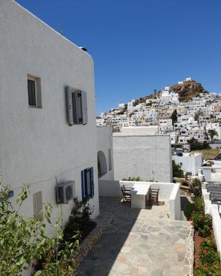 Aphrodite Hotel & Apartments