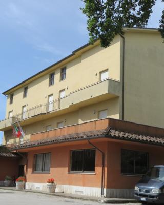 Hotel Ostello Settecolli Sport