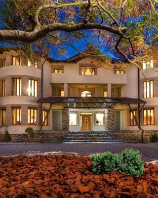 Transilvania Mansion