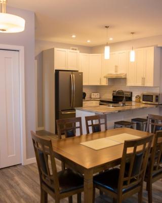 Downtown Whitehorse 4 bedrooms deluxe condo