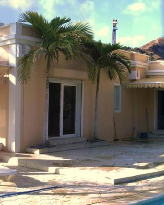 Villa-Tauro Leyh