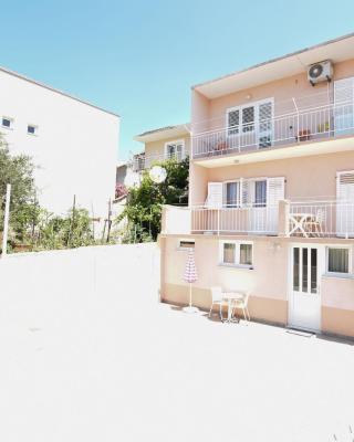 Apartments Kure