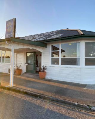 Hokitika Pioneer Hotel