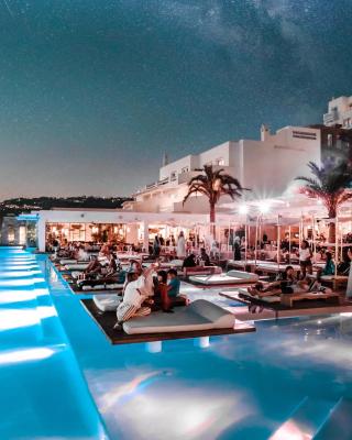 Cavo Tagoo Mykonos