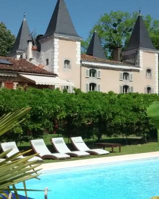 Hotel Logis - Chateau de Beauregard