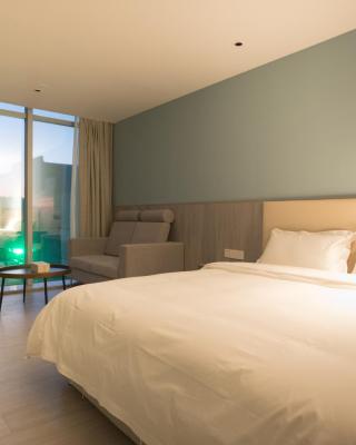 Beijing Saga Hotel