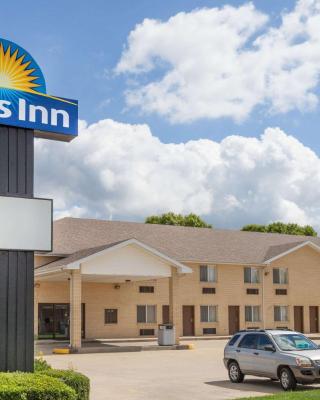 Days Inn by Wyndham Charleston