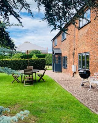 The Cottage, Yew Tree Farm Holidays, Tattenhall, Chester