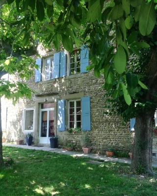 STUDIO INDEPENDANT ET TINY HOUSE DANS FERME 18ème