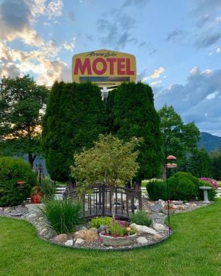 Arrow Lake Motel