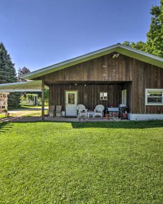 La Crescent Cottage on Minnesota Bluffs with View!