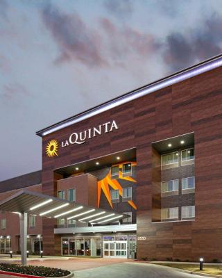 La Quinta Inn & Suites DFW West-Glade-Parks