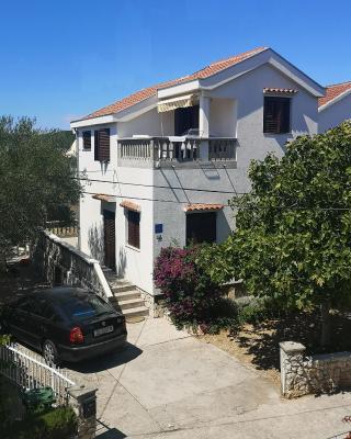 Apartmani Pilon
