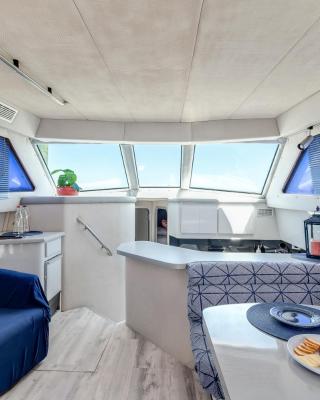 Infinity Yacht in Downtown St Augustine