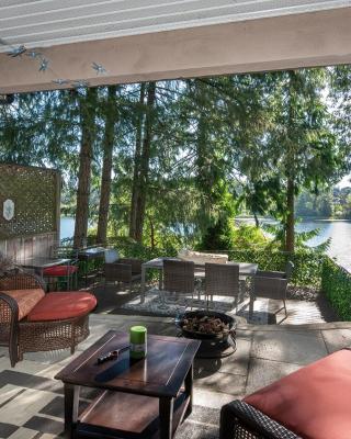Willow Suite - Lakeside Retreat