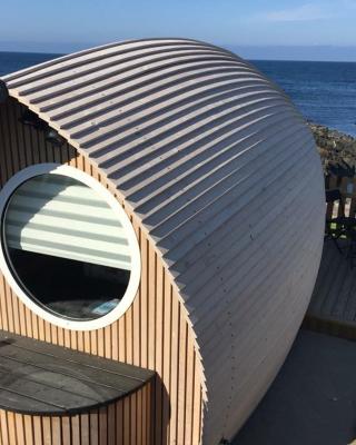 Door to the Shore - Seafront Cottages