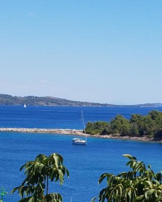 Extra Spacious Seaview Apartments close to the beach, with large terraces and FREE WI-FI & AC & BBQ & parking space
