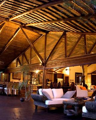 Ihlozi Bush Lodge