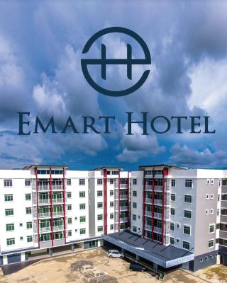 Emart Hotel (Riam)