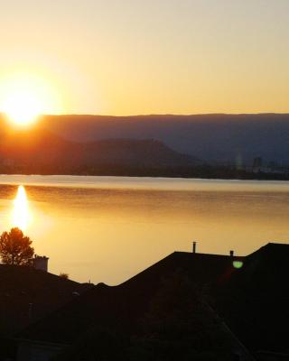 Casa Grande Lakeview House