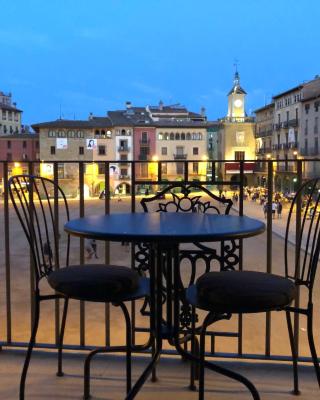 Apartaments Vicus 3 con vistas a la Plaza Mayor de Vic