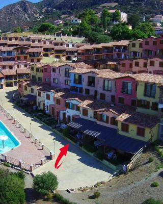 Villetta bordo piscina vista mare Wi-Fi Gratis