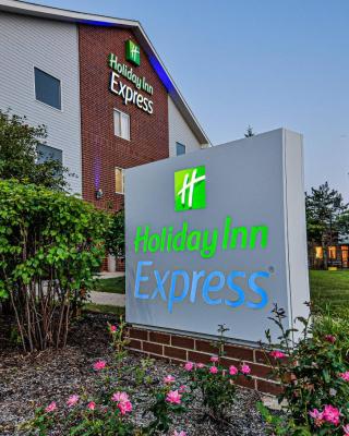 Holiday Inn Express Chicago Northwest-Vernon Hills, an IHG Hotel