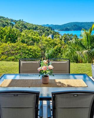 Superior Poinciana 011 on Hamilton Island