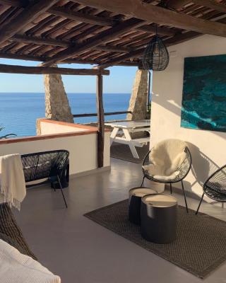 Boutique apartment with beach within walking distance, near Tropea