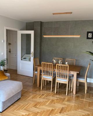 Apartamento ideal a la entrada de Salamanca !!!