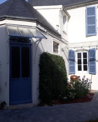 Les Pierres Bleues