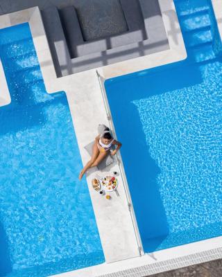 Splendour Hotel and Suites