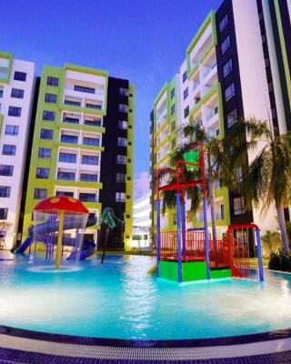 HOMESTAY COMFY CONDO with Waterpark, Pool, Playground & Gym