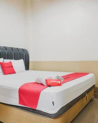 RedDoorz @ Jalan STM Medan