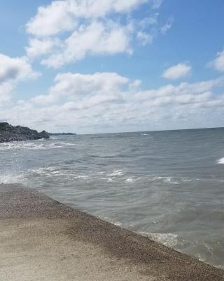 Lake View Cottage on Lake Erie