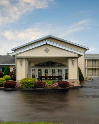 Red Roof Inn and Suites Herkimer