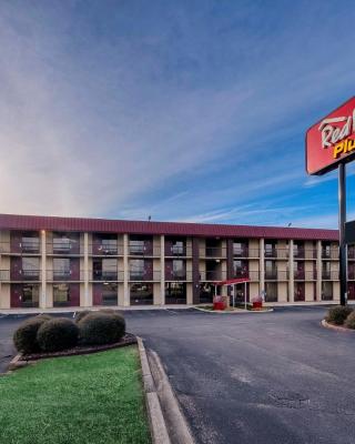 Red Roof Inn PLUS+ Huntsville – Madison