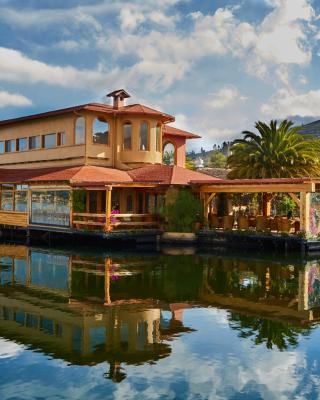 Hosteria Cabañas Del Lago