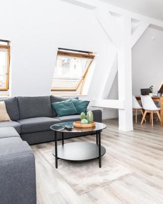 Ko-Living - Händel Suite - Altstadt mit Küche, Smart TV & Dachterrasse