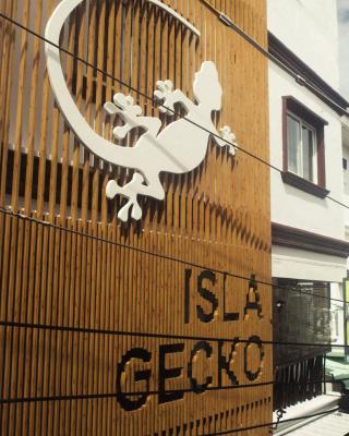 Isla Gecko Resort